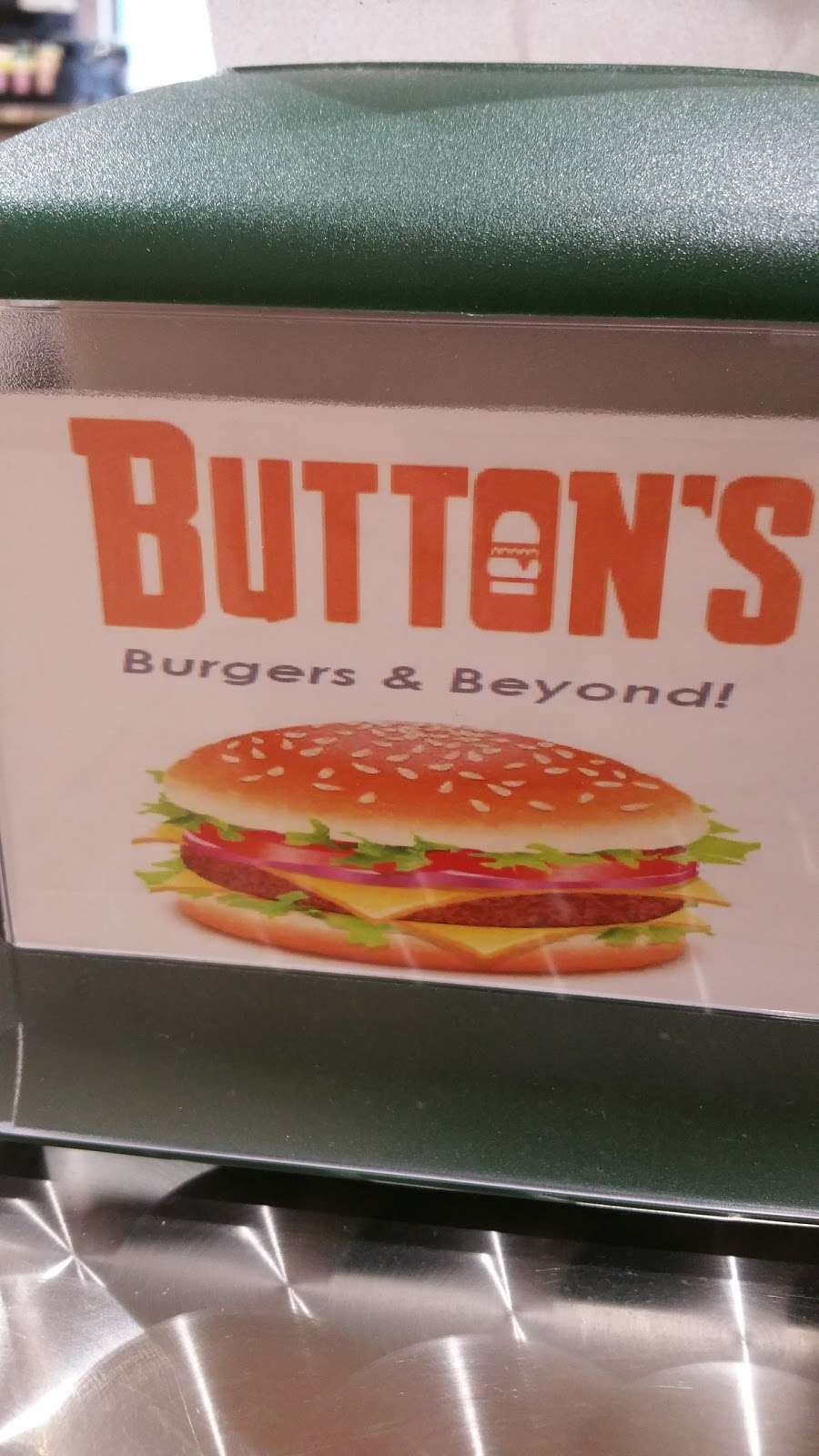 Buttons burgers And Beyond | 7121 Blue Ridge Trail, Mountain Top, PA 18707, USA | Phone: (570) 868-5818