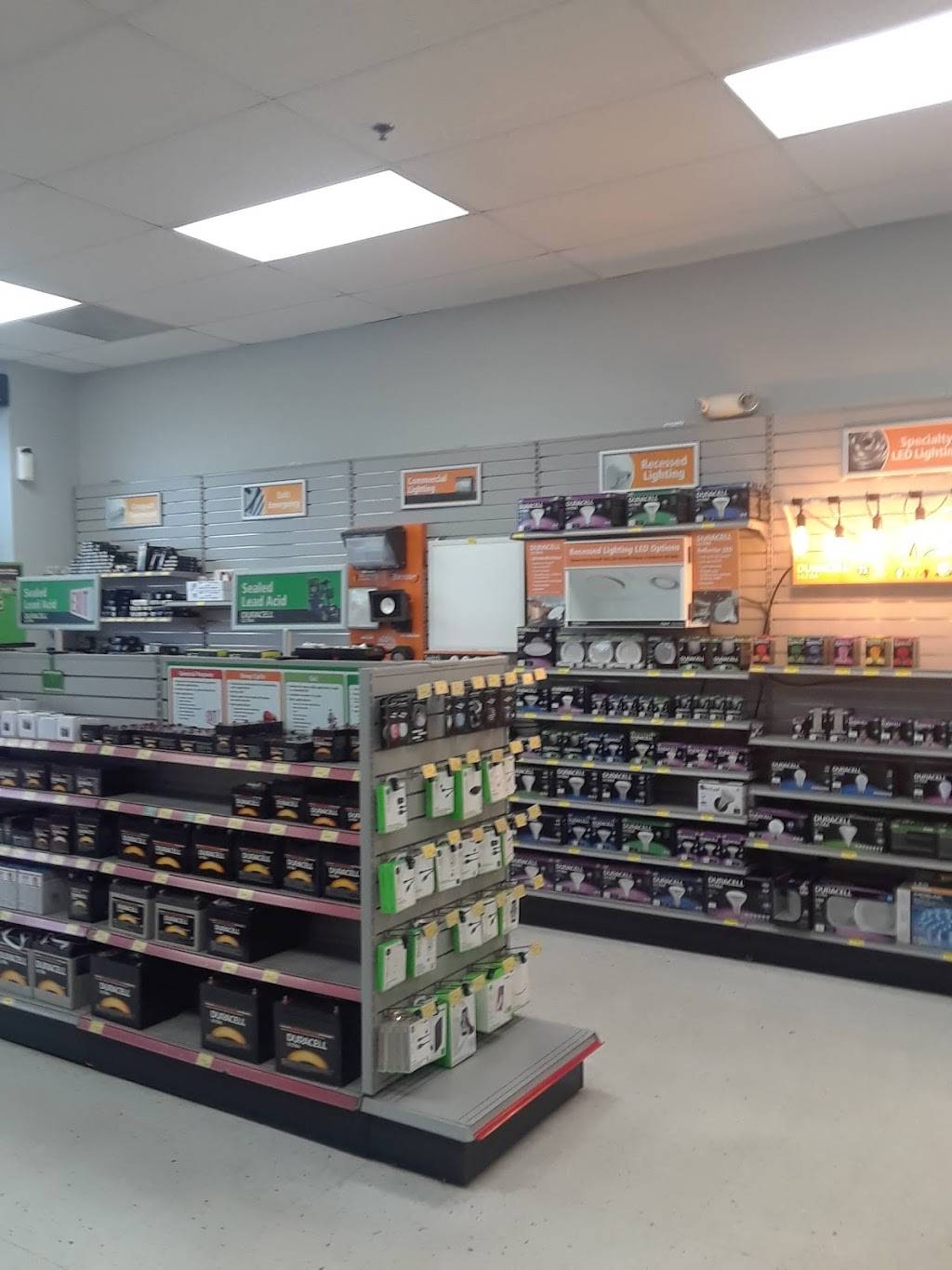 Batteries Plus Bulbs | 3330 E Hammer Ln Suite E, Stockton, CA 95212, USA | Phone: (209) 952-1438