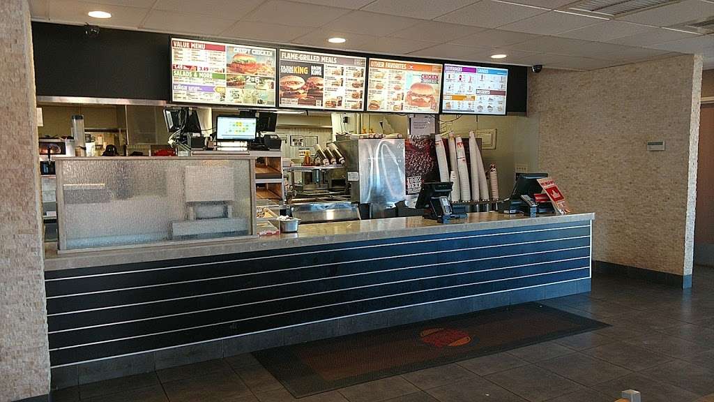 Burger King | 227 Washington St, Hudson, MA 01749, USA | Phone: (978) 562-3954