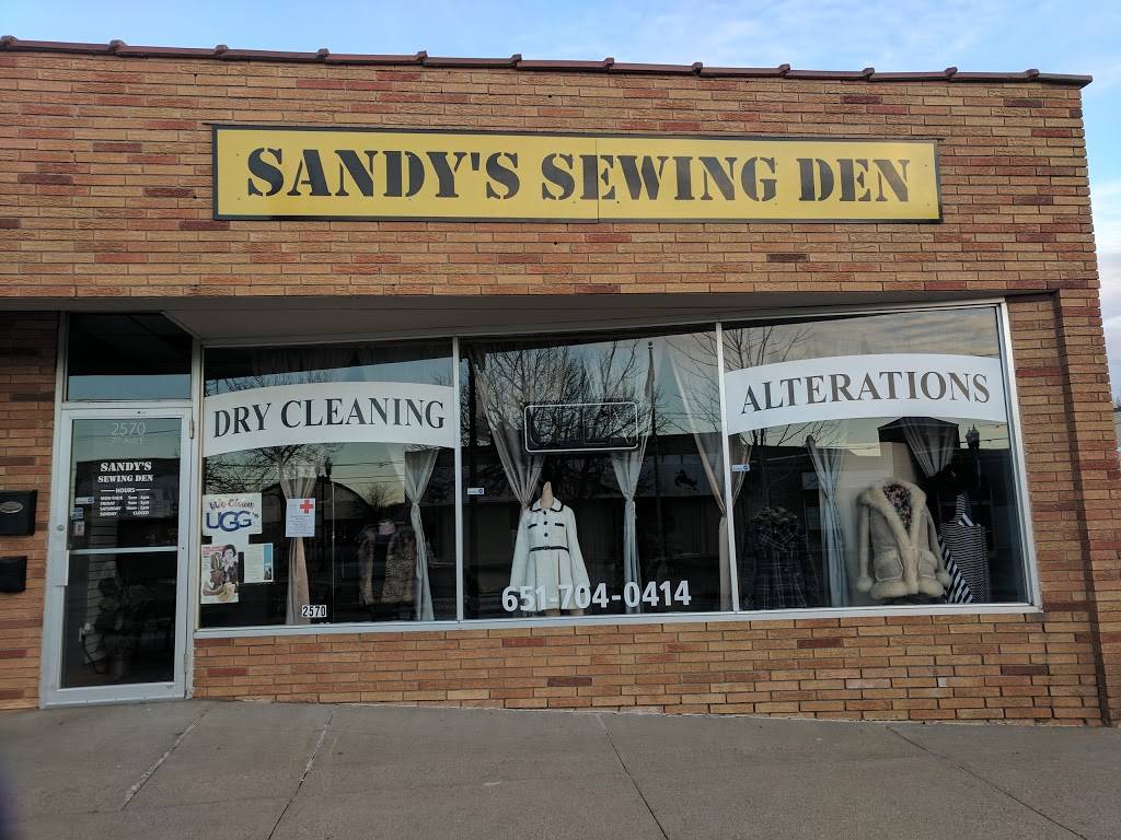 Sandys Sewing Den | 2570 7th Ave E, North St Paul, MN 55109 | Phone: (651) 704-0414