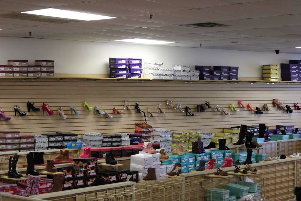shoe bargain warehouse