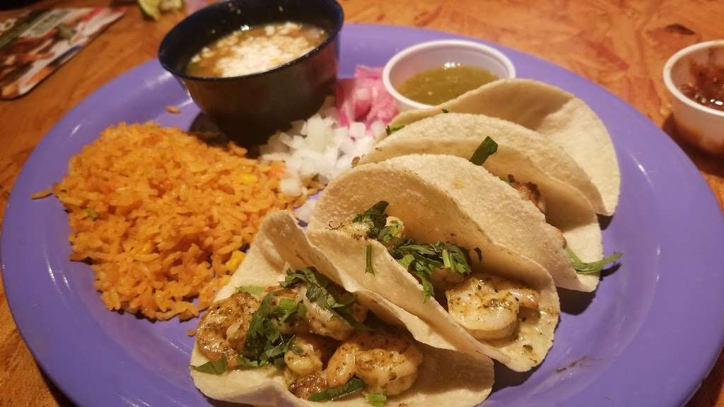 Ojos Locos Sports Cantina - Dallas | 10230 Technology Blvd E, Dallas, TX 75220, USA | Phone: (972) 354-5626