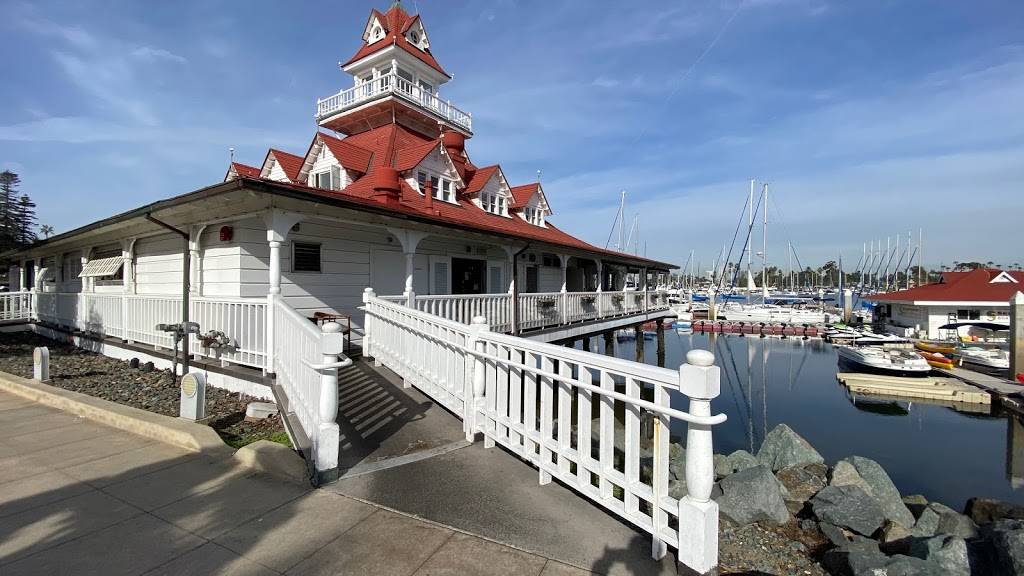 Bluewater Boathouse Seafood Grill | 1701 Strand Way, Coronado, CA 92118 | Phone: (619) 435-0155