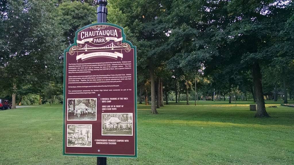 Chautauqua Park | 100 E Park St, Pontiac, IL 61764, USA