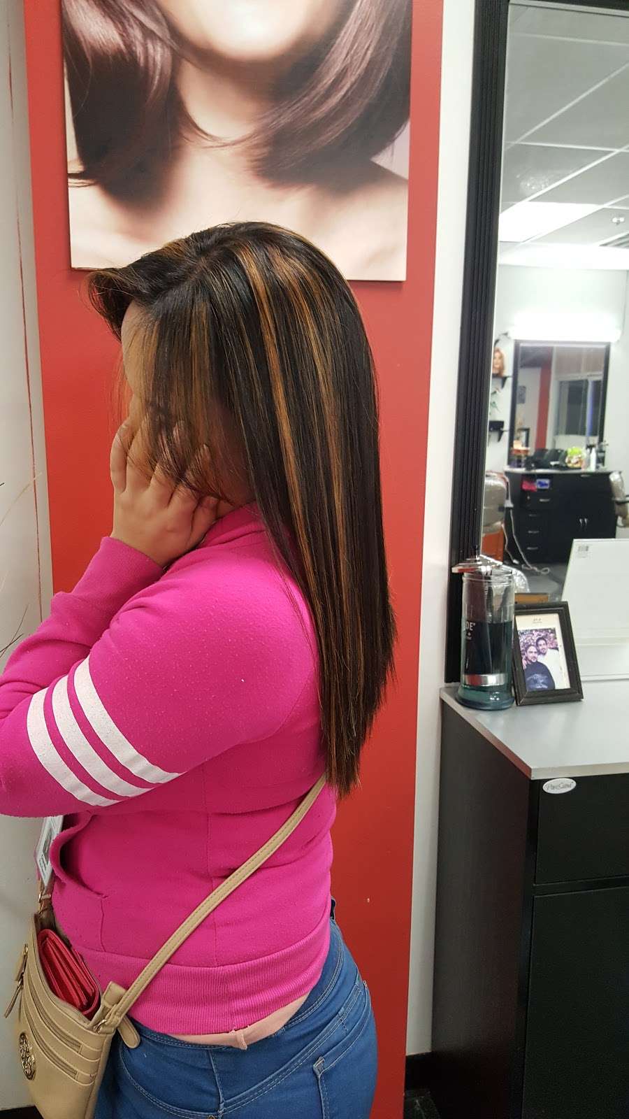 stylist profesional salon | 810 Oley St, Reading, PA 19604 | Phone: (484) 869-5155