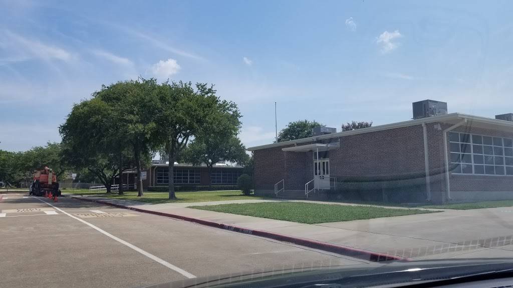 Richardson Terrace Elementary | 300 N Dorothy Dr, Richardson, TX 75081 | Phone: (469) 593-8700