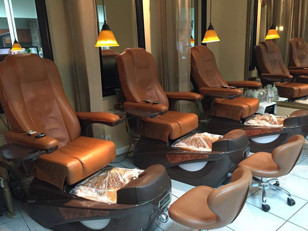 A Better Cut Salon | 870 N Military Trl, West Palm Beach, FL 33415 | Phone: (561) 684-5757