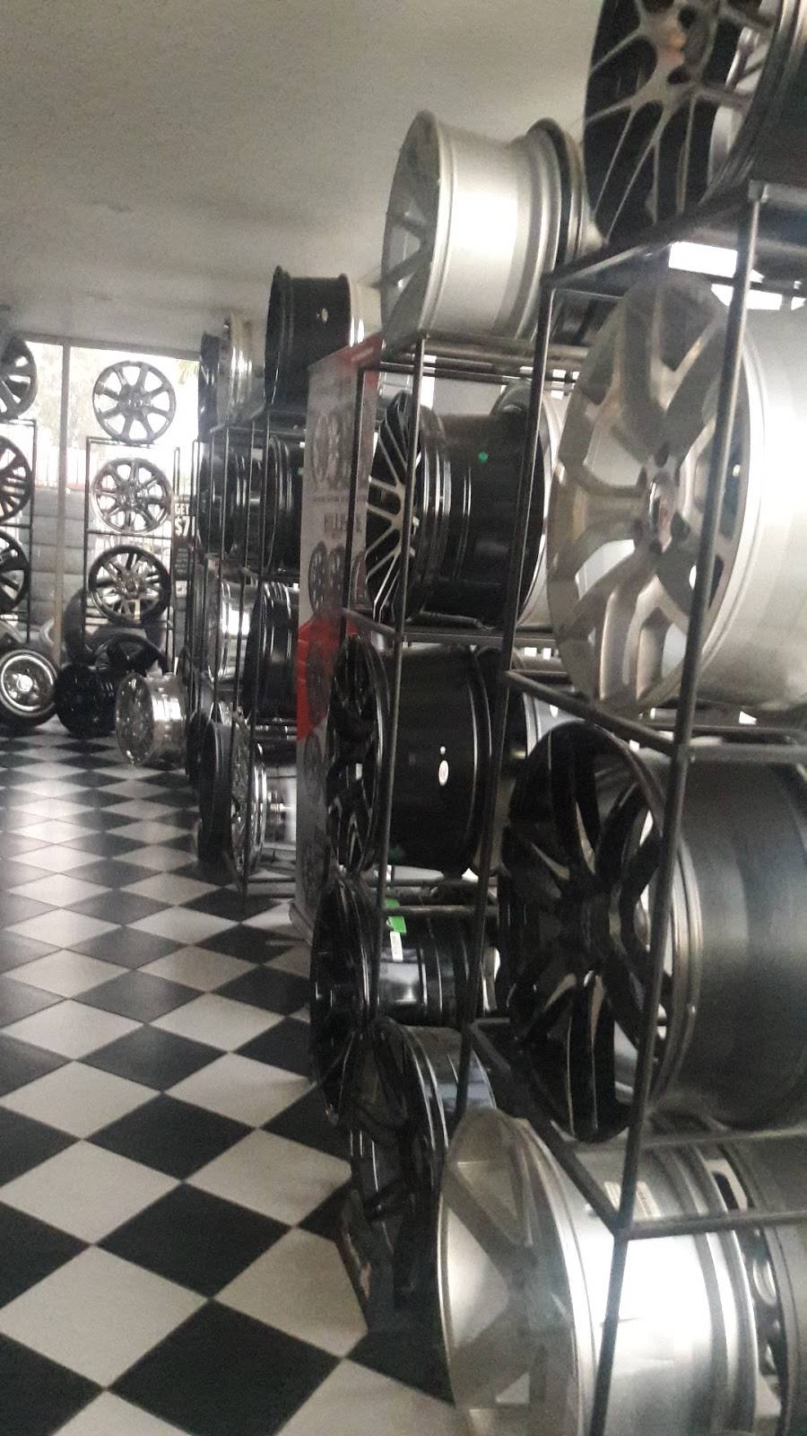 Kalifornia Wheels & Tires- Mount Vernon | 401 Mt Vernon Ave, Bakersfield, CA 93307, USA | Phone: (661) 395-0714