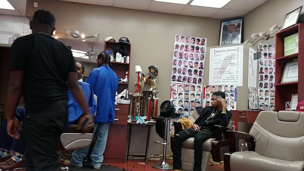 Supreme Clientele Barber | 301 S Halsted St, Chicago Heights, IL 60411, USA | Phone: (708) 709-9026