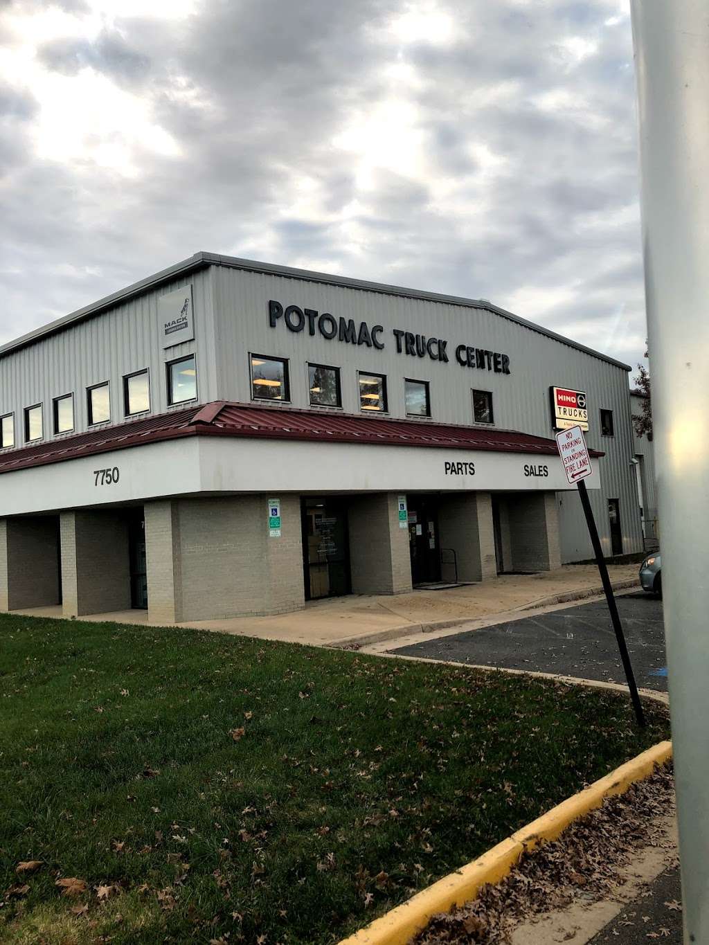 potomac truck center bladensburg