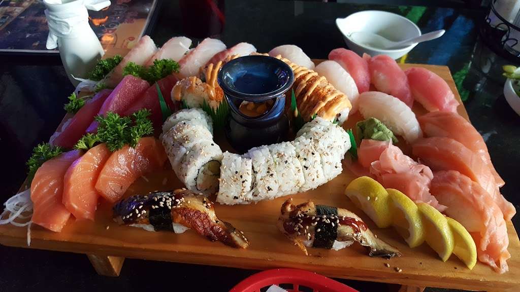 Sapporo Sushi and Asian Fusion | 5638 W Hausman Rd, San Antonio, TX 78249, USA | Phone: (210) 314-4423