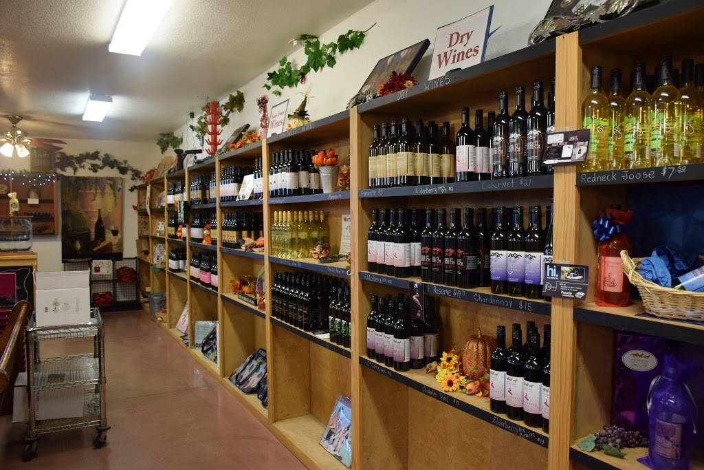 Wyldewood Cellars Tasting Room | 7130 W Maple St # 250, Wichita, KS 67209, USA | Phone: (316) 686-9463