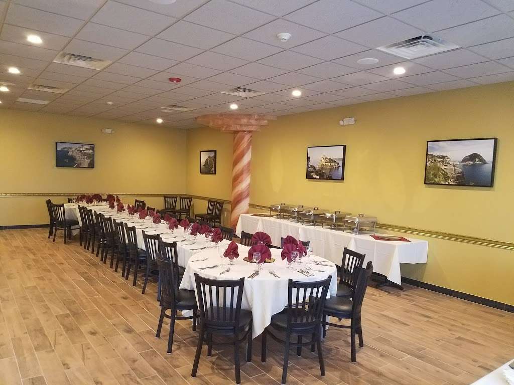 La Terrazza Pizzeria & Ristorante | NJ-33 & Twin Rivers Dr, East Windsor, NJ 08520 | Phone: (609) 630-2155