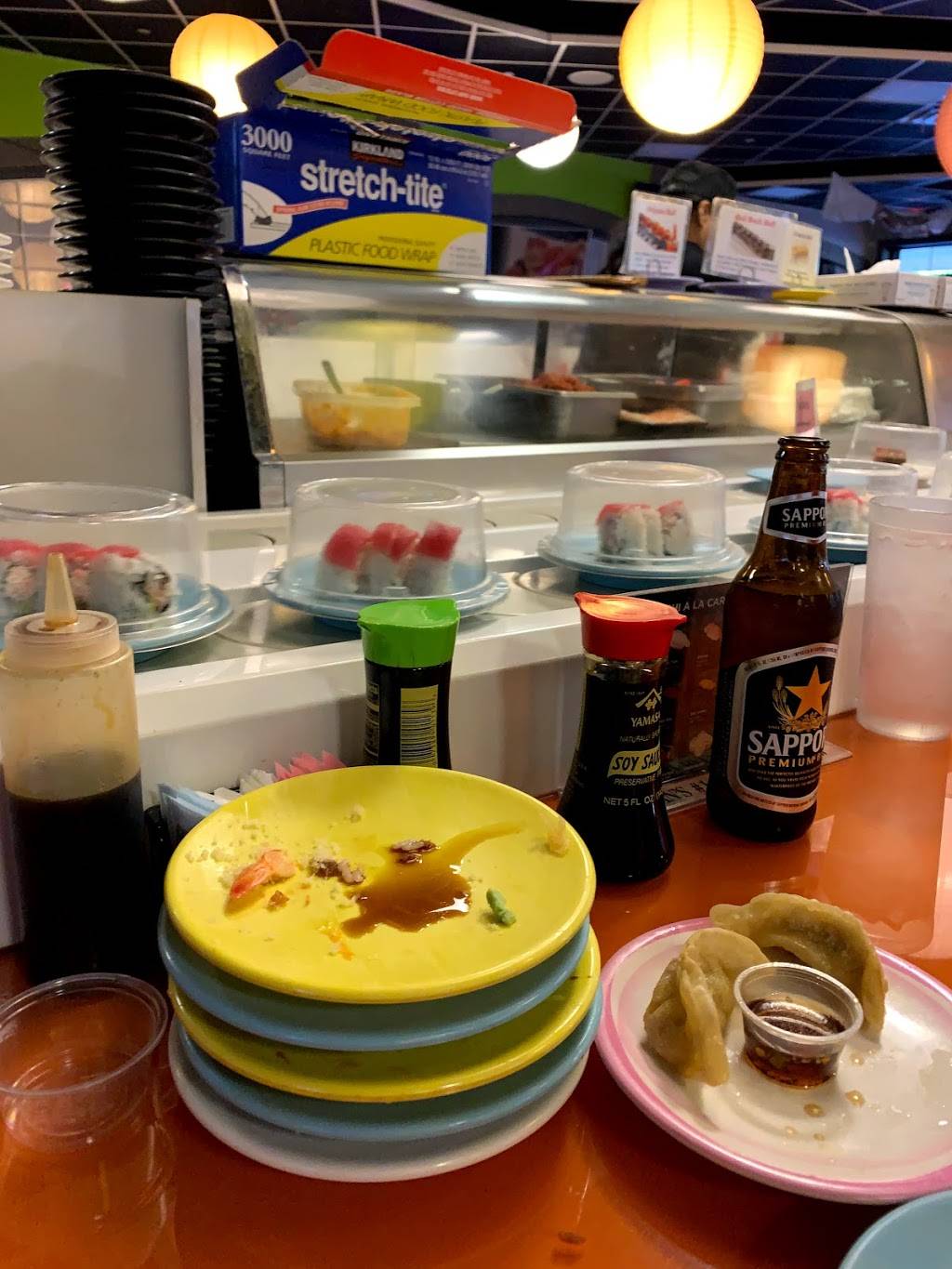 Ahi Revolving Sushi | 940 S Gilbert Rd, Gilbert, AZ 85296, USA | Phone: (480) 284-8569