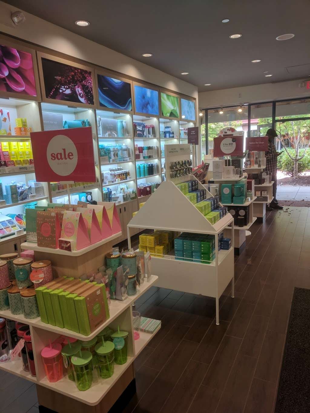 DAVIDsTEA | 1 Outlet Blvd #0588, Wrentham, MA 02093, USA | Phone: (508) 384-3469