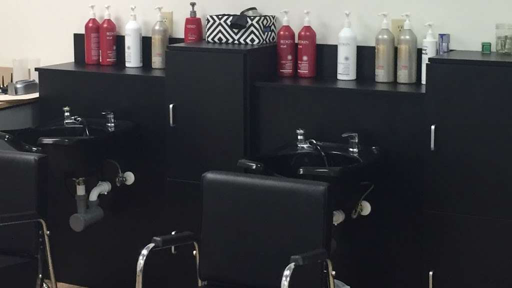 Fly Away Hair | 108A Industry Ln, Forest Hill, MD 21050, USA | Phone: (410) 638-5313