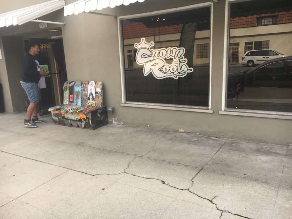 Crown Roots Skate Shop | 2956 Honolulu Ave, Glendale, CA 91214, USA | Phone: (818) 669-1410