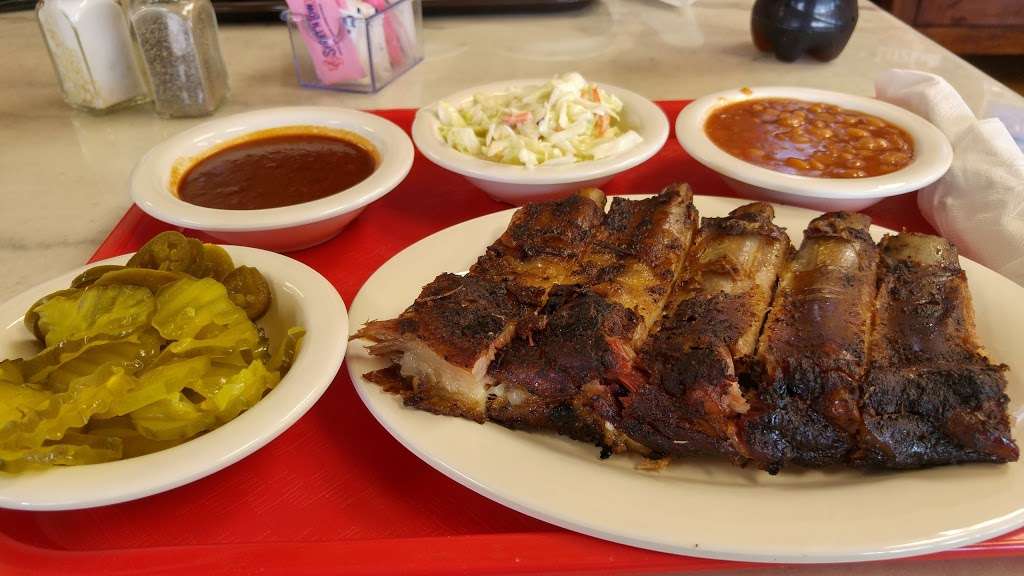 Tonys Barbeque & Steak House | 9545 TX-146, Baytown, TX 77520, USA | Phone: (281) 576-6844