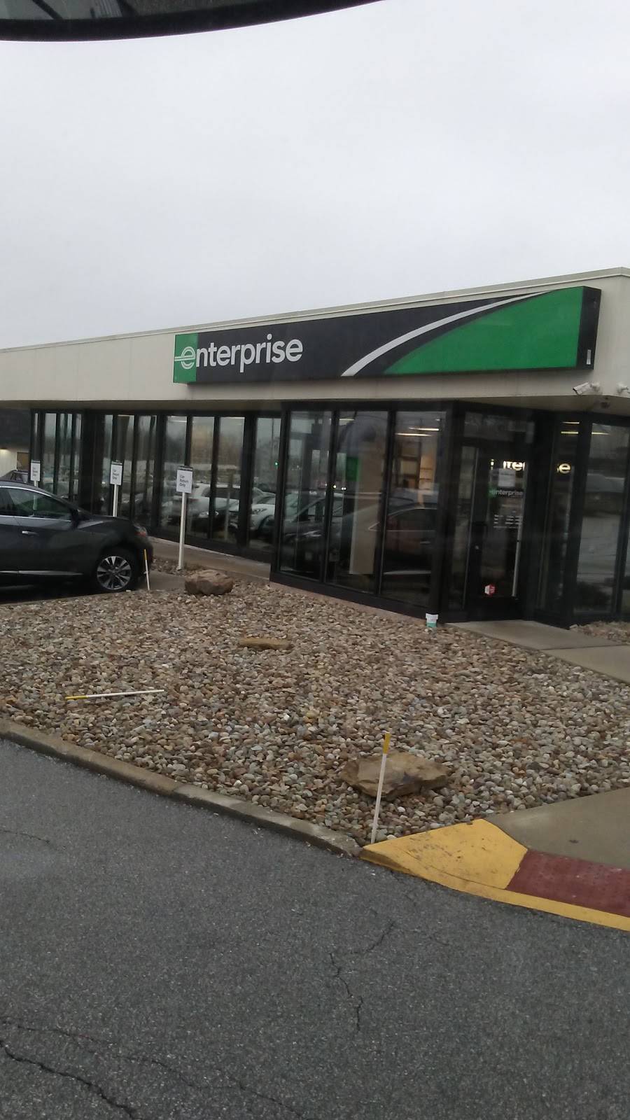 Enterprise Rent-A-Car | 19550 Rockside Rd, Bedford, OH 44146, USA | Phone: (440) 786-8500