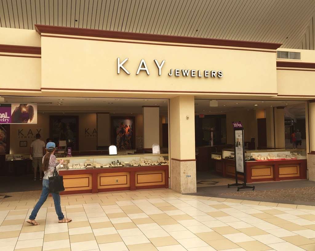 Kay Jewelers | 8344 Agora Pkwy Suite 2064, San Antonio, TX 78247, USA | Phone: (210) 651-5360