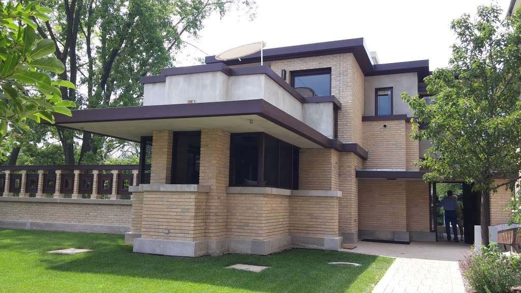 Emil Bach House | 7415 N Sheridan Rd, Chicago, IL 60626 | Phone: (773) 654-3959