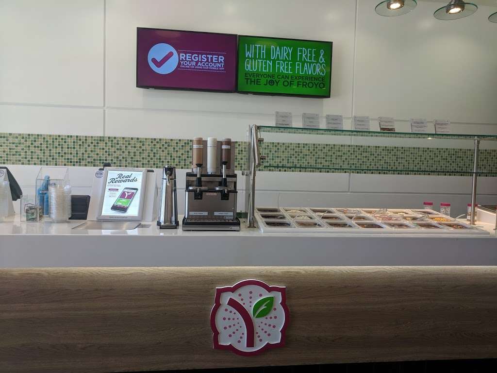 Yogurtland | 30841 Gateway Pl E-2, Mission Viejo, CA 92694 | Phone: (949) 388-4477