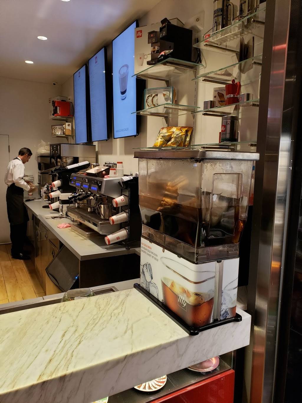 Illy Café | Tampa International Airport (TPA) Airside F Near, 4100 George J Bean Outbound Pkwy Gate 85, Tampa, FL 33607, USA | Phone: (813) 870-8700