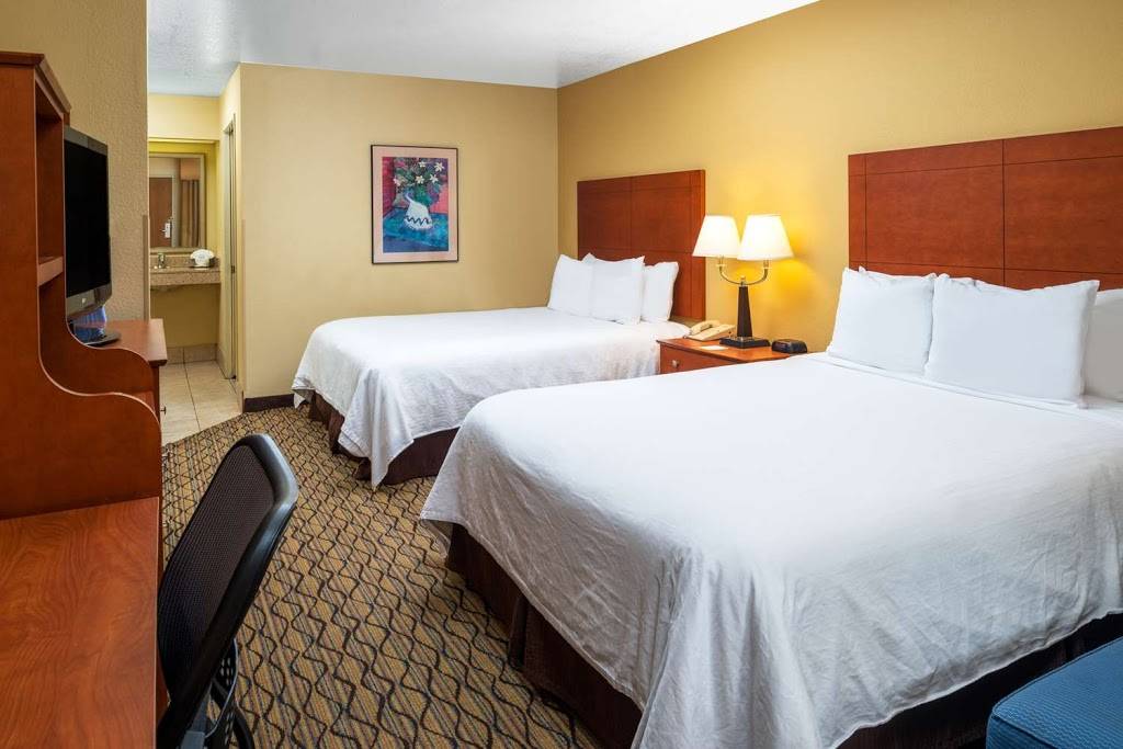 Days Inn & Suites by Wyndham Scottsdale North | 7330 N Pima Rd, Scottsdale, AZ 85258 | Phone: (480) 948-3800