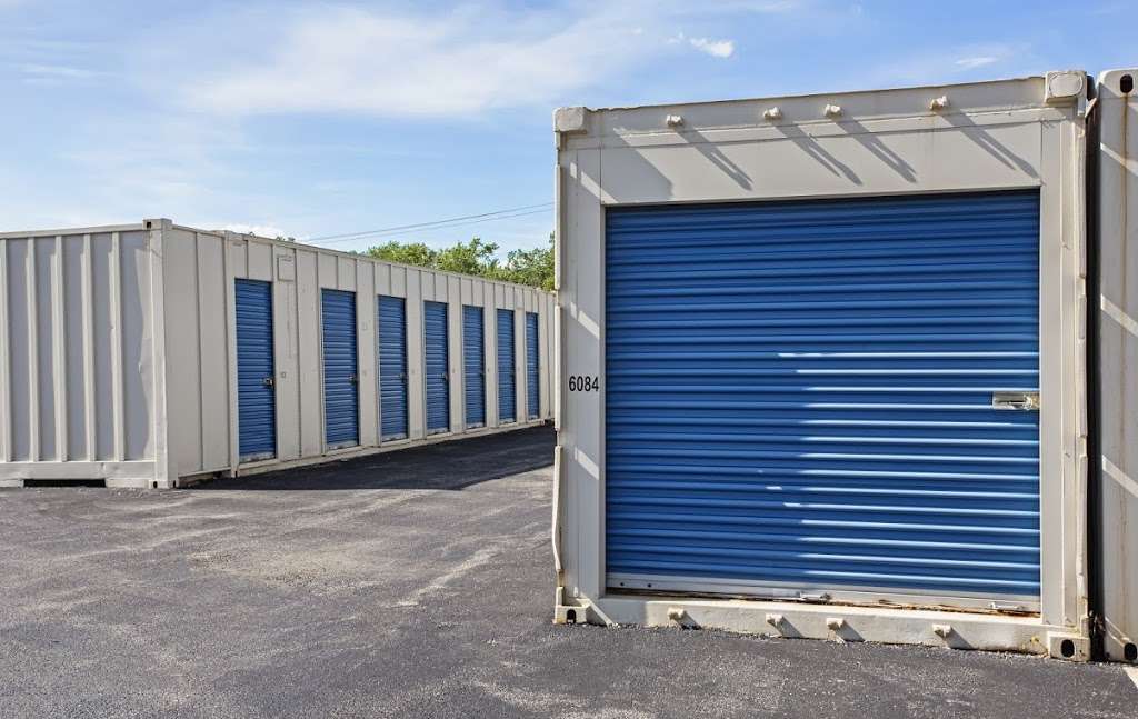 Metro Self Storage | 1800 Busse Hwy, Des Plaines, IL 60016, USA | Phone: (224) 217-9785