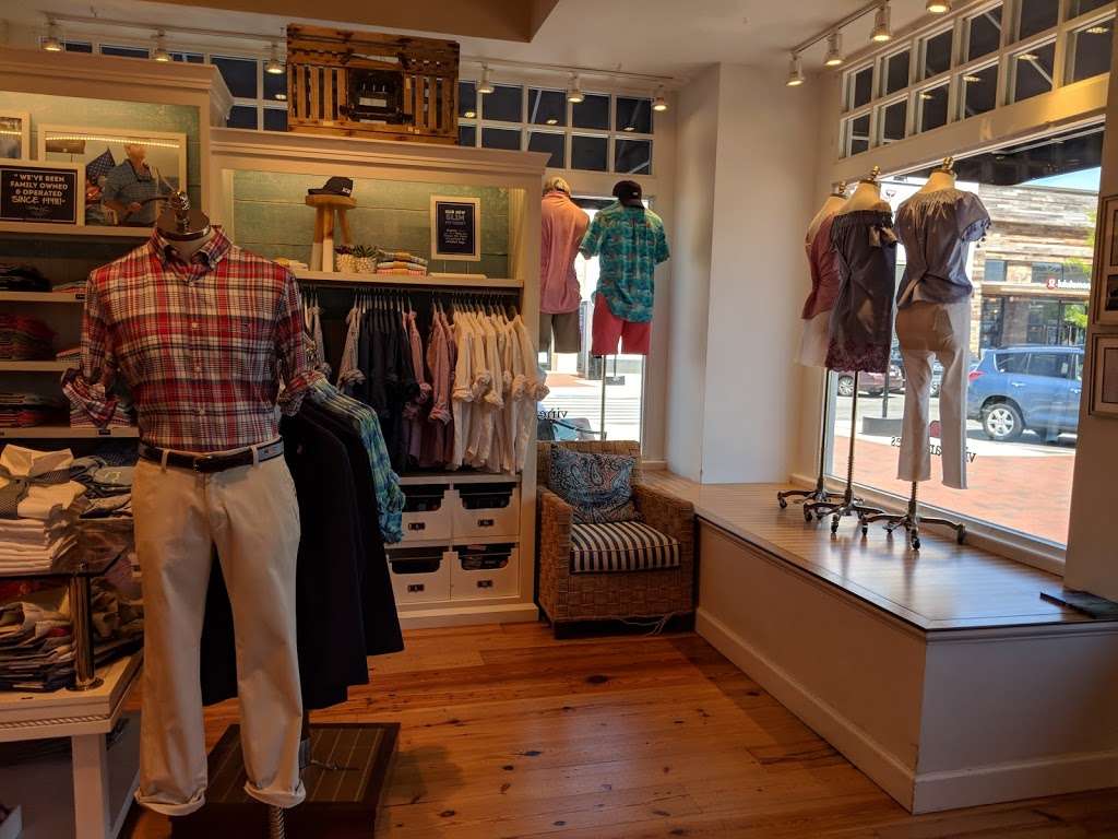 vineyard vines | 650 Market St, Lynnfield, MA 01940, USA | Phone: (781) 334-7004