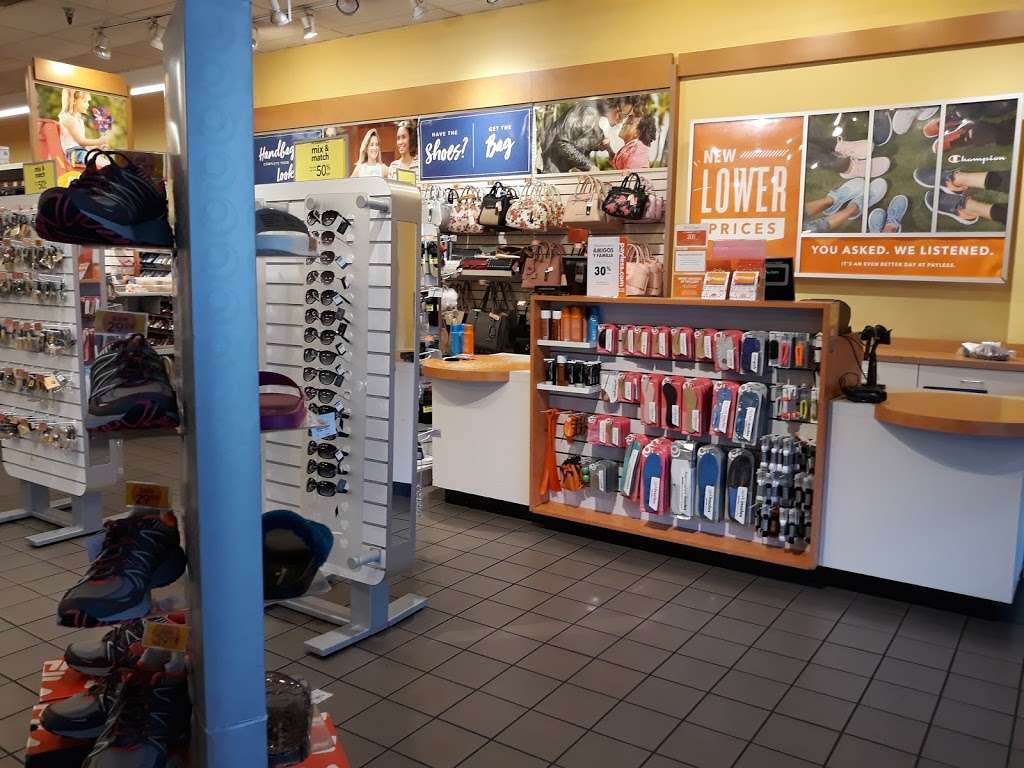 Payless ShoeSource, 5844 S Vermont Ave 