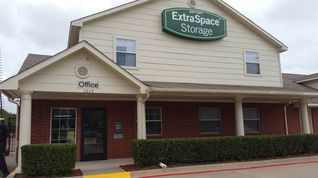 Extra Space Storage | 2809 Belt Line Rd, Garland, TX 75044, USA | Phone: (972) 495-9505