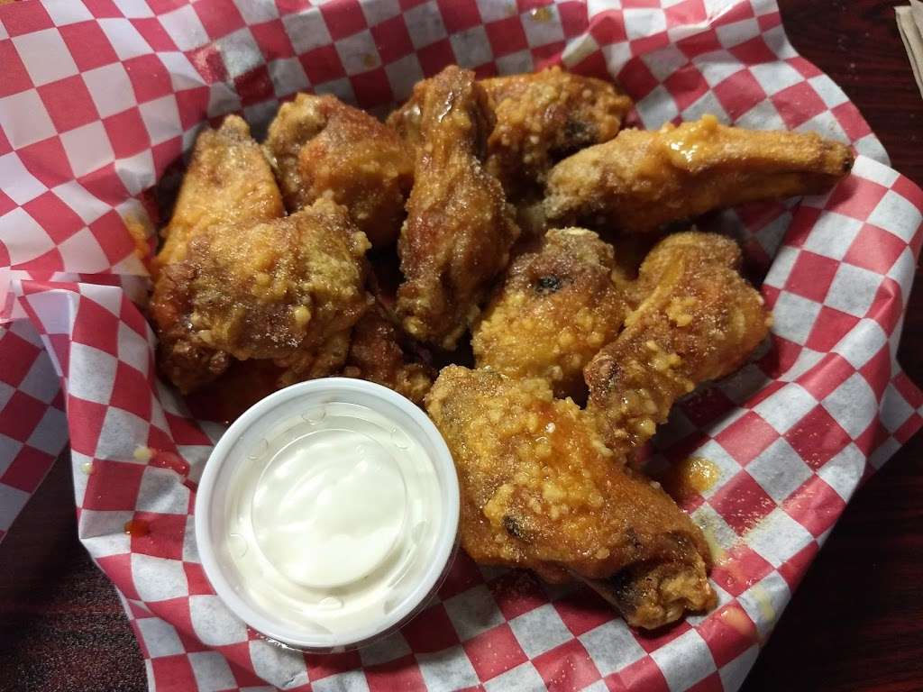 Wings-N-Fire | 5420 Deep Lake Rd #1000, Oviedo, FL 32765 | Phone: (321) 316-4210