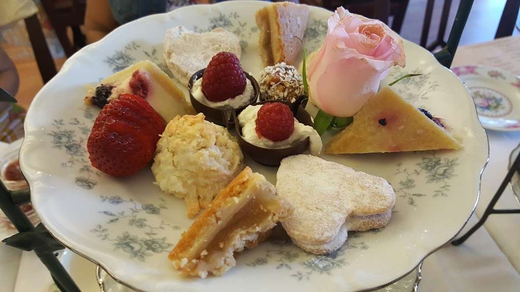 Florrie Kayes Tea Room | 69 Gleneida Ave, Carmel Hamlet, NY 10512 | Phone: (845) 225-8327