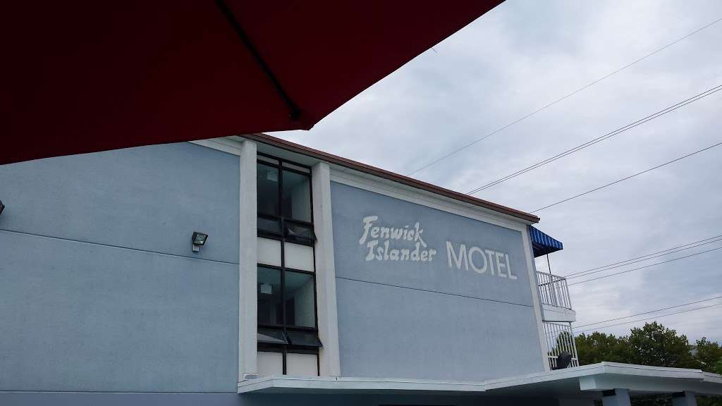 Fenwick Islander Motel | 1 DE-1, Fenwick Island, DE 19944, USA | Phone: (302) 539-2333