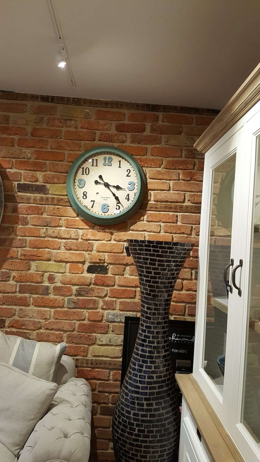 The London Road Furniture Company | London Rd, Halstead, Sevenoaks TN14 7AA, UK | Phone: 01959 533433 The London Road Furniture Company | London Rd, Halstead, Sevenoaks TN14 7AA, UK | Phone: 01959 533433