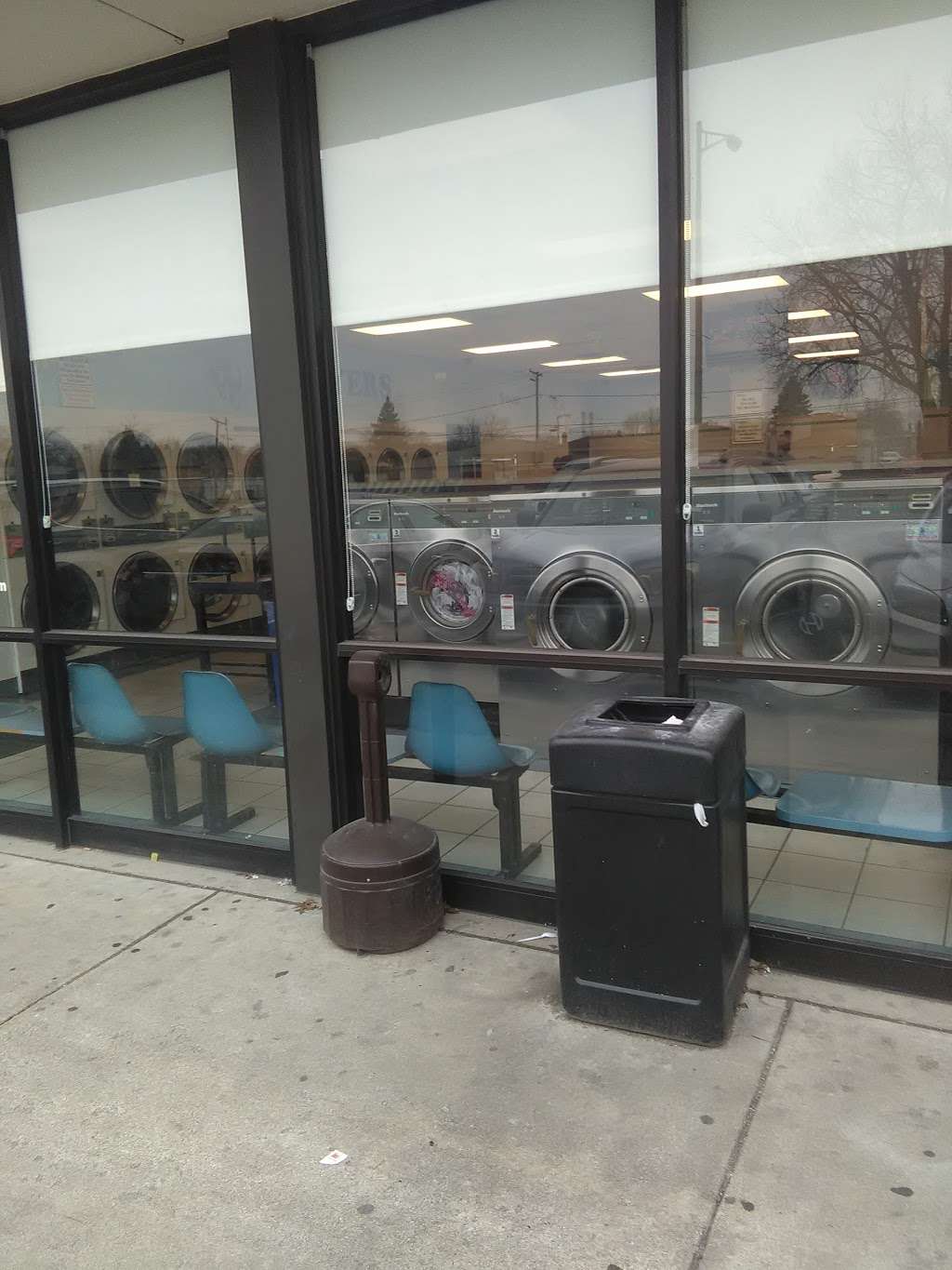 Quick Cycle Laundromat | 590 Torrence Ave, Calumet City, IL 60409 | Phone: (708) 933-6170
