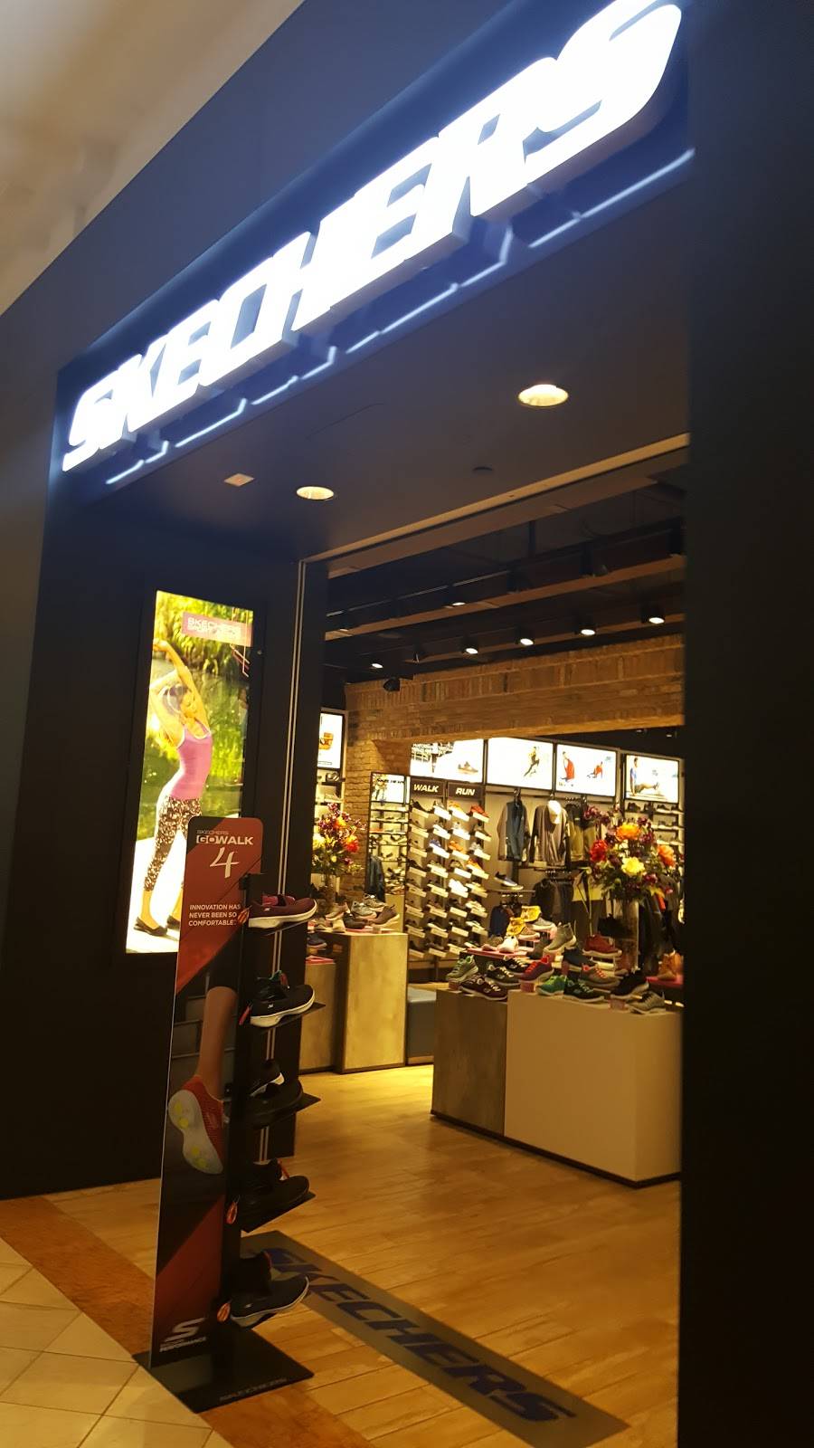 SKECHERS Retail | 4325 Glenwood Ave #1067, Raleigh, NC 27612, USA | Phone: (919) 510-6745