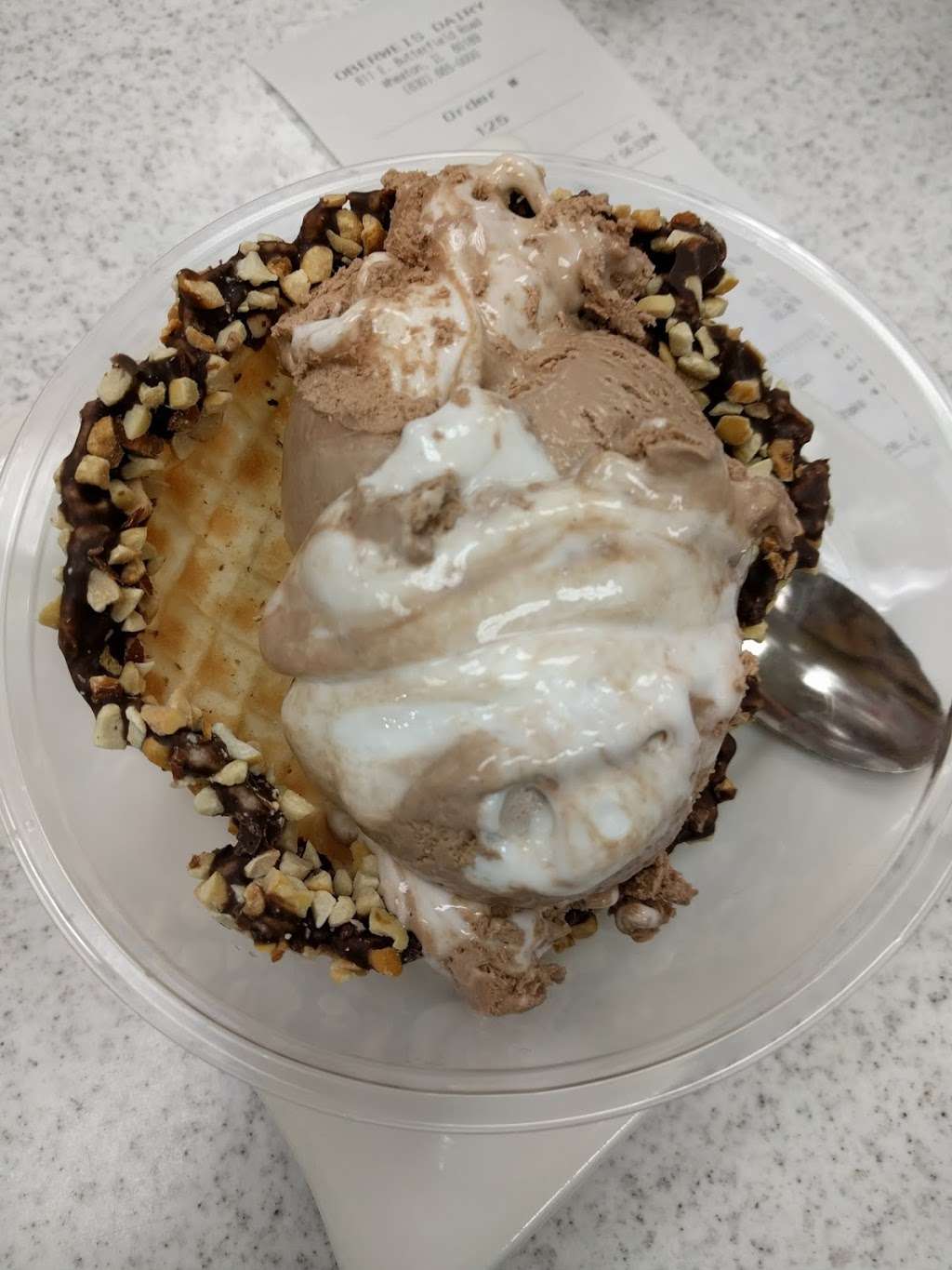Oberweis Ice Cream and Dairy Store | 811 E Butterfield Rd Ste 119, Wheaton, IL 60189, USA | Phone: (630) 665-0000