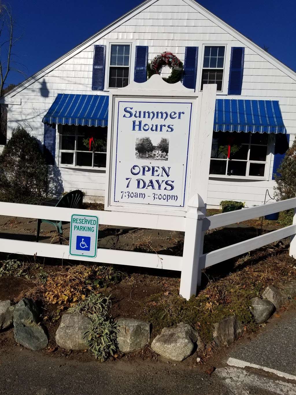 Village Pancake House | 26 Main St, Rowley, MA 01969, USA | Phone: (978) 948-2211