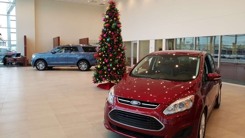 McRee Ford, Inc. | 2800 Gulf Fwy, Dickinson, TX 77539 | Phone: (832) 769-0200