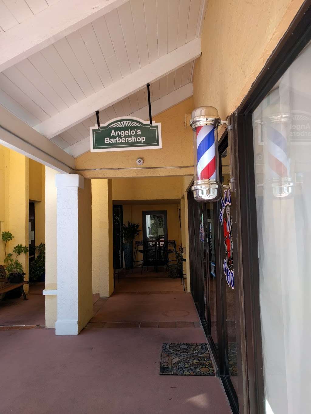 Fresh and Clean Barbershop | Professional Beard Trimming Service | 11585 US-1 #311, North Palm Beach, FL 33408, USA | Phone: (561) 530-4589