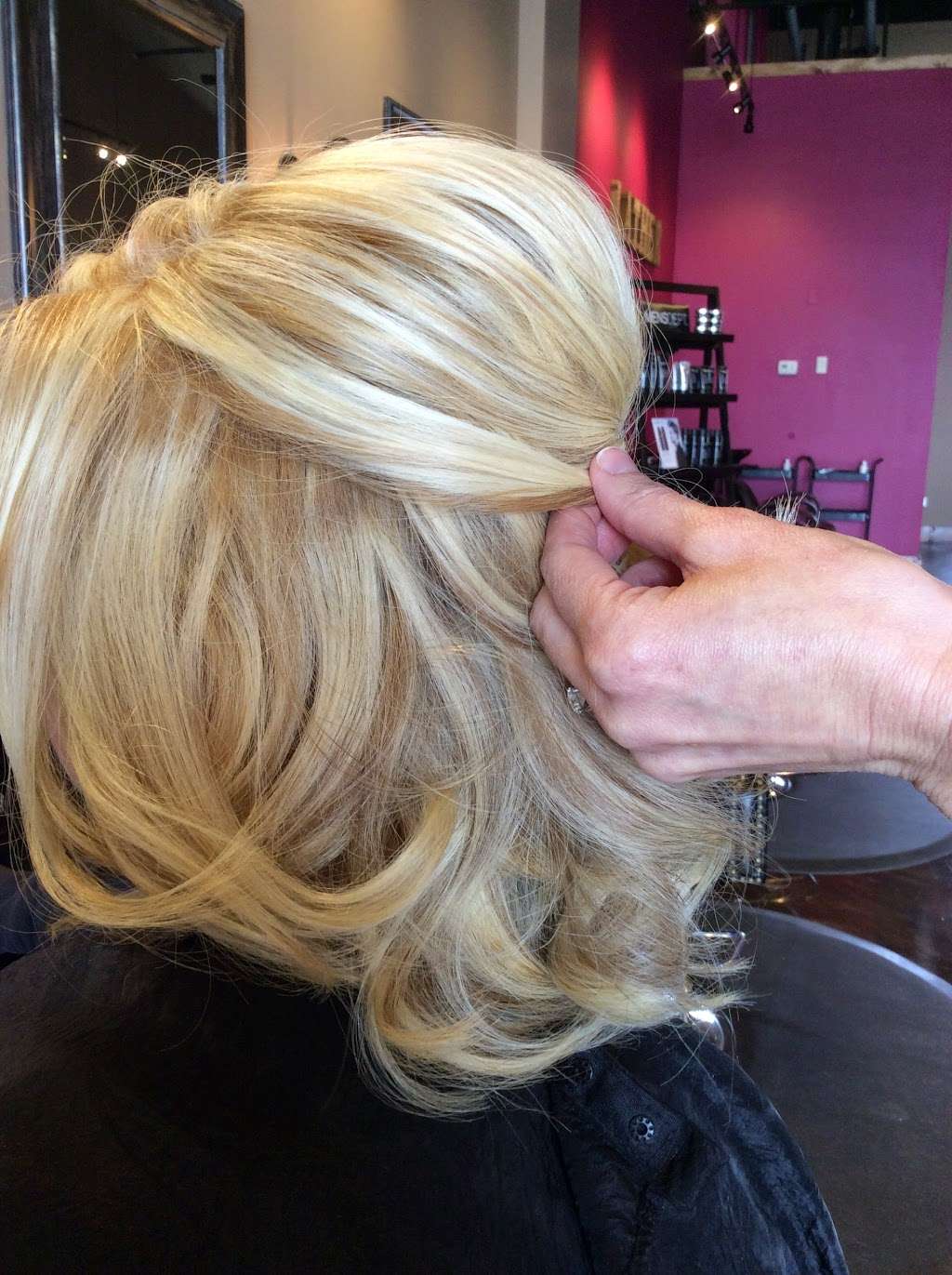 B Stunning Salon | 13123 South La Grange Road, Orland Park, IL 60462 | Phone: (708) 671-8581