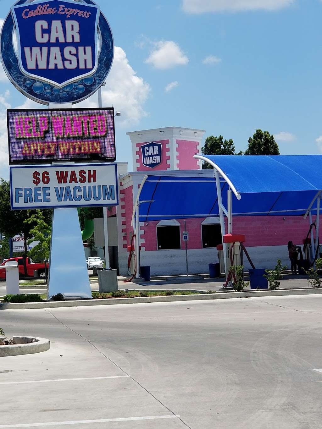 Cadillac Express Carwash | 12940 S Post Oak Rd, Houston, TX 77045, USA | Phone: (832) 968-3747