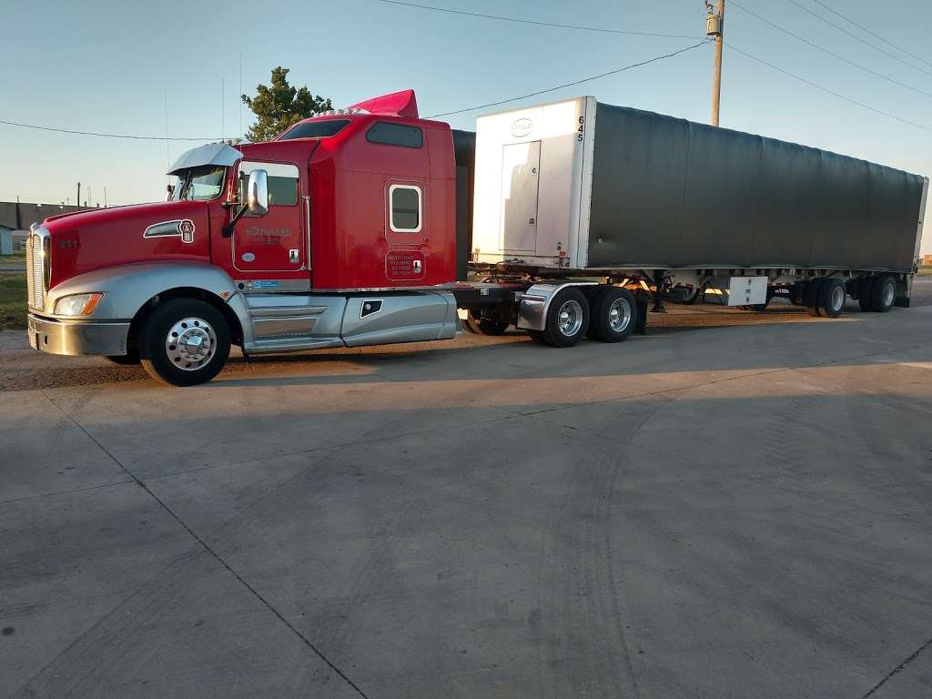 Stoller Trucking LLC | 102 S Ford St, Gridley, IL 61744, USA | Phone: (309) 747-4521