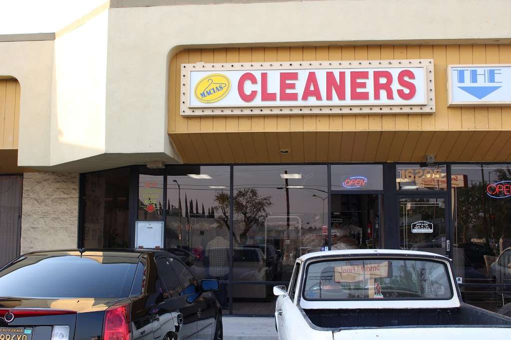 WOODLEY CLEANERS | 16205 Devonshire St Suite F, Granada Hills, CA 91344 | Phone: (747) 300-2378