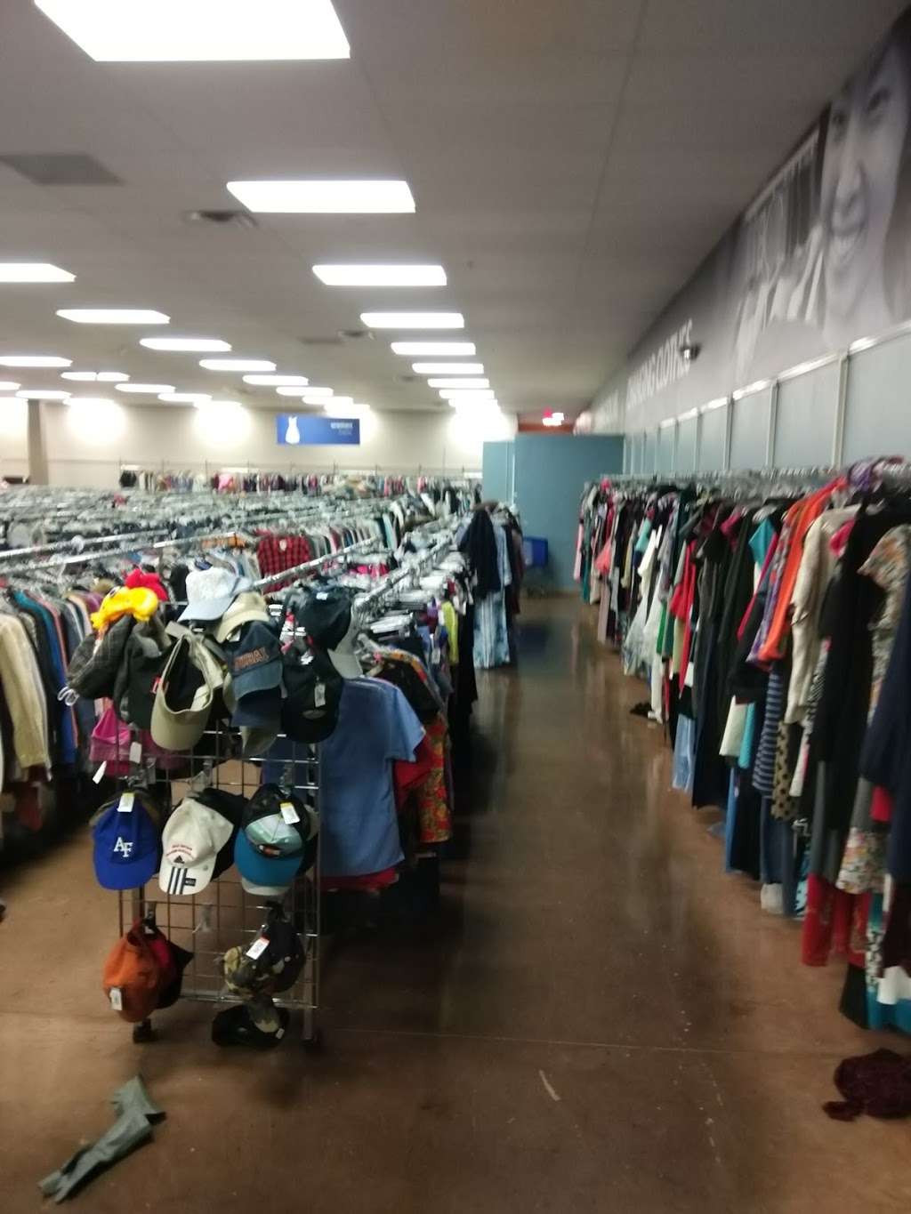 Goodwill Store and Donation Station | 10647 Culebra Rd, San Antonio, TX 78251, USA | Phone: (210) 924-8581