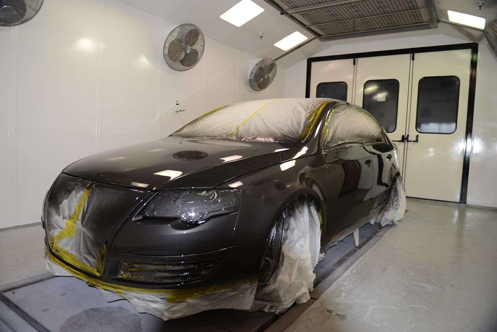 Butchs Auto Body & Painting | 620 Ritchie Rd, Capitol Heights, MD 20743, USA | Phone: (301) 350-5100