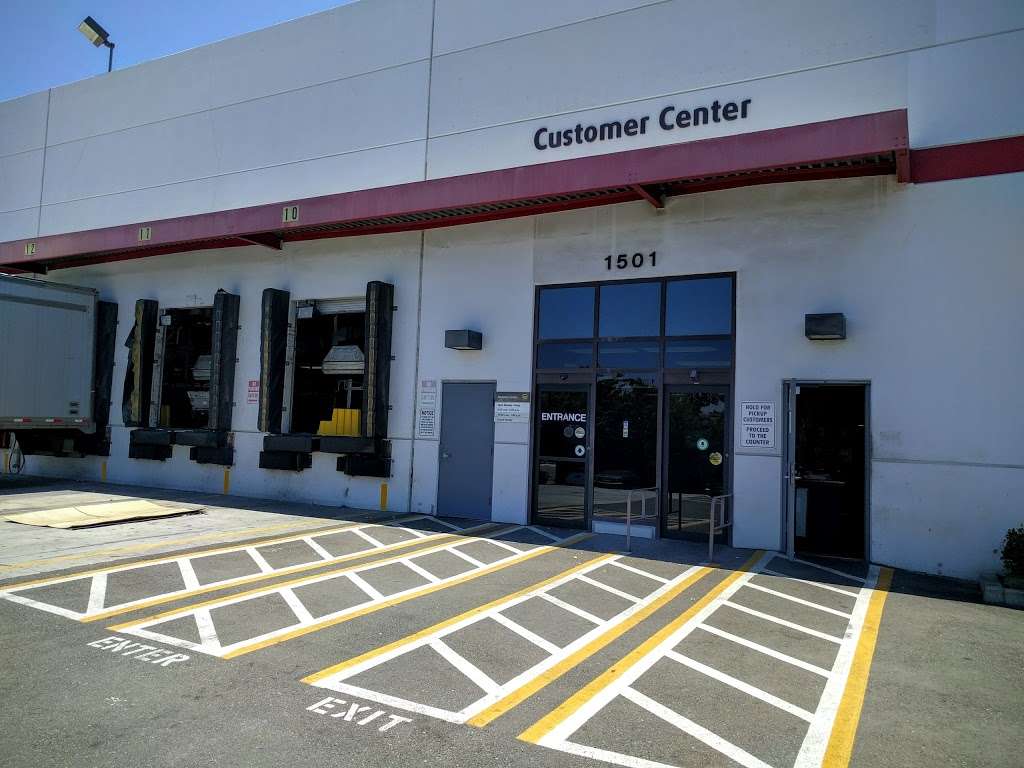 UPS Customer Center | 1501 Rancho Conejo Blvd, Newbury Park, CA 91320 | Phone: (800) 742-5877