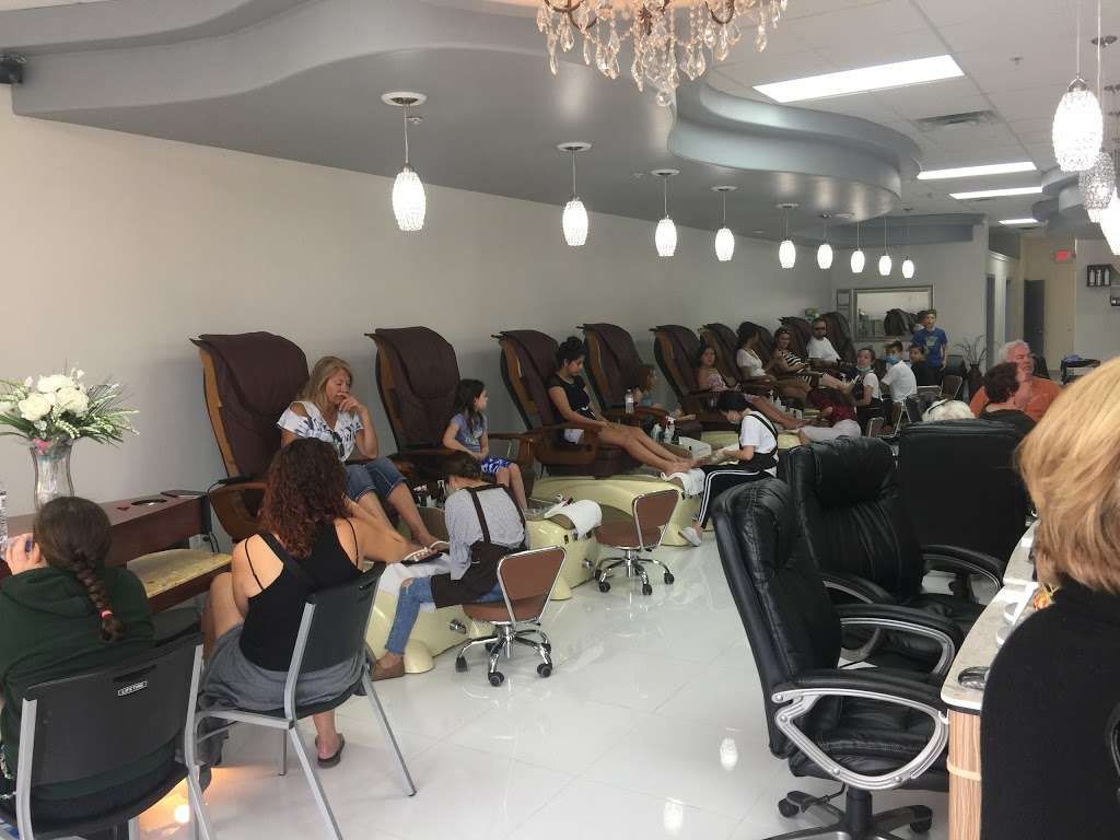 NICE NAILS & HAIR, INC. | 4807 W Irlo Bronson Memorial Hwy, Kissimmee, FL 34746 | Phone: (407) 390-0555